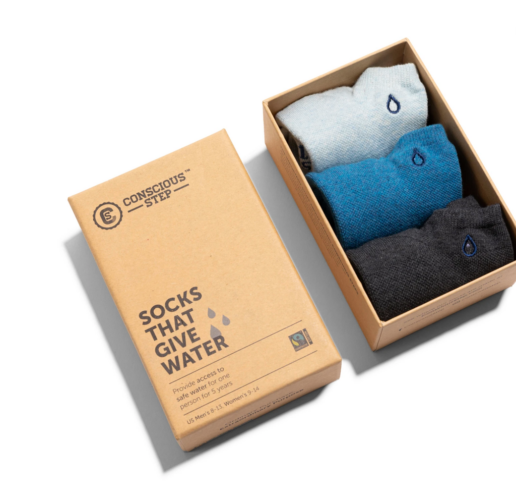 3 Pairs of Organic Socks in Gift Box that Gives Clean Water to People!