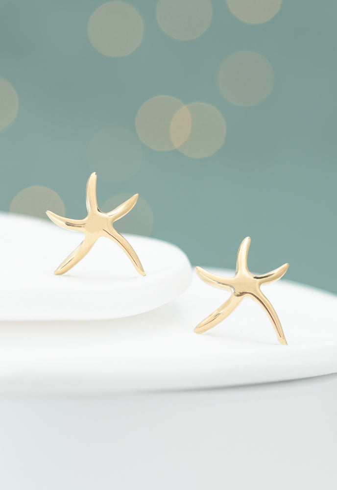 Starfish Stud Earrings in Gold, Give Freedom to Women!