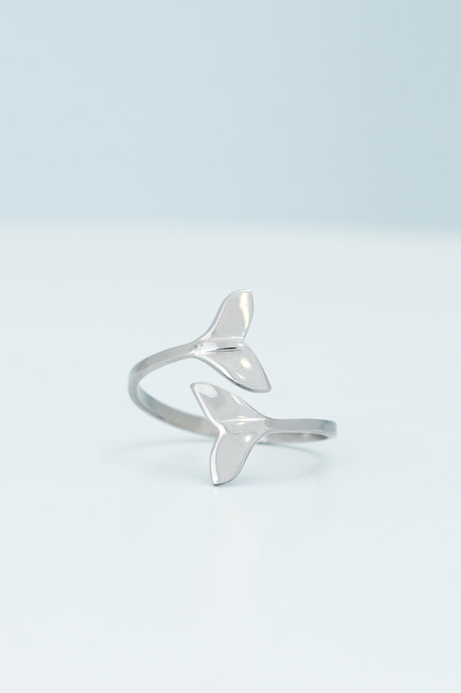 Whale Tale Wrap Ring in Silver, Gives Freedom to Women!